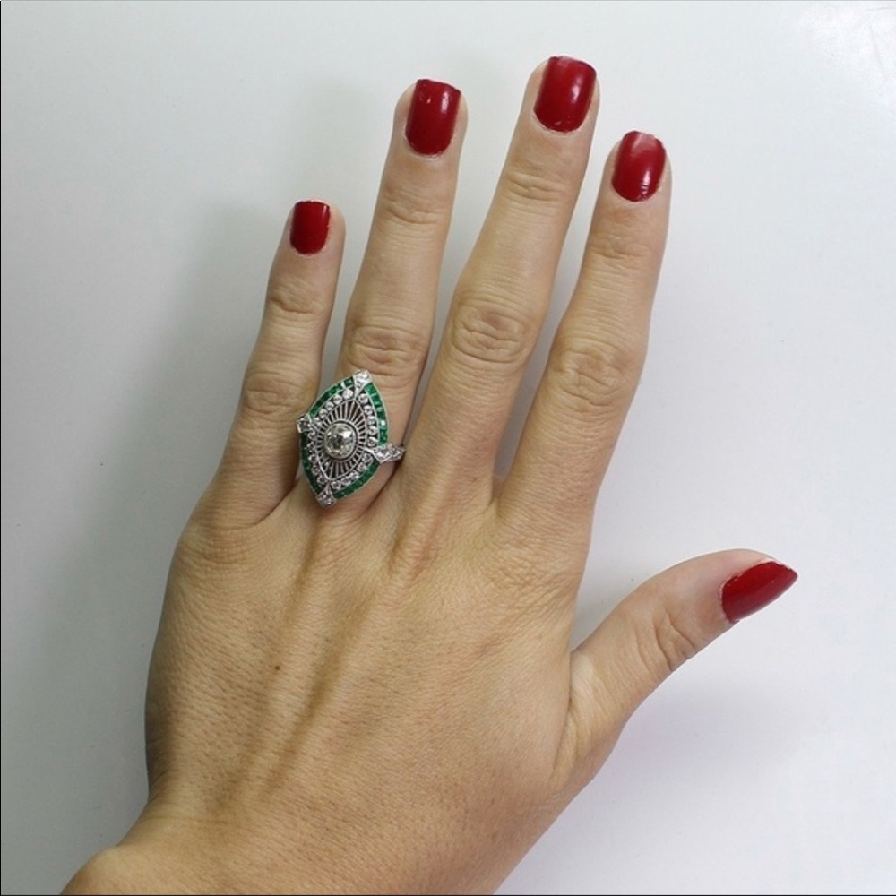 STUNNING LG sterling silver emerald statement ring - Picture 2 of 6